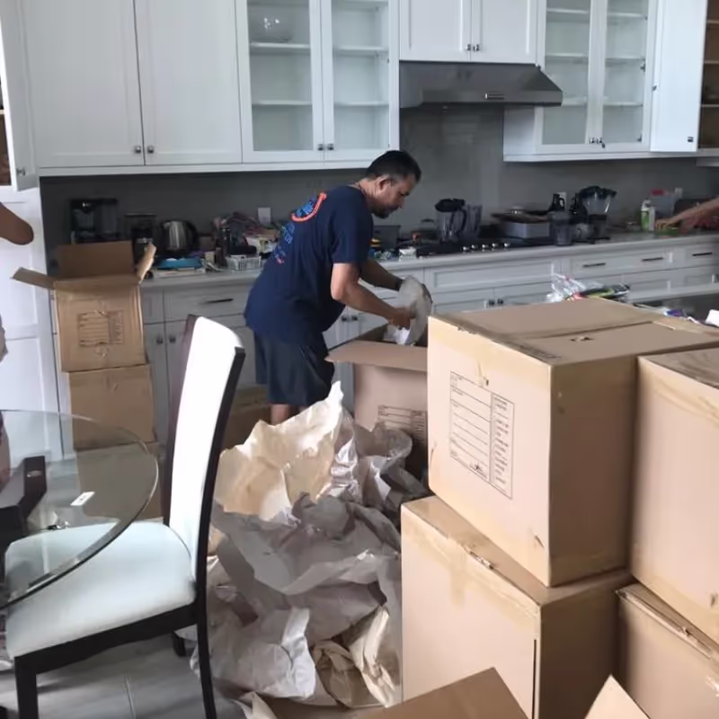 BBRM crew moving large appliances