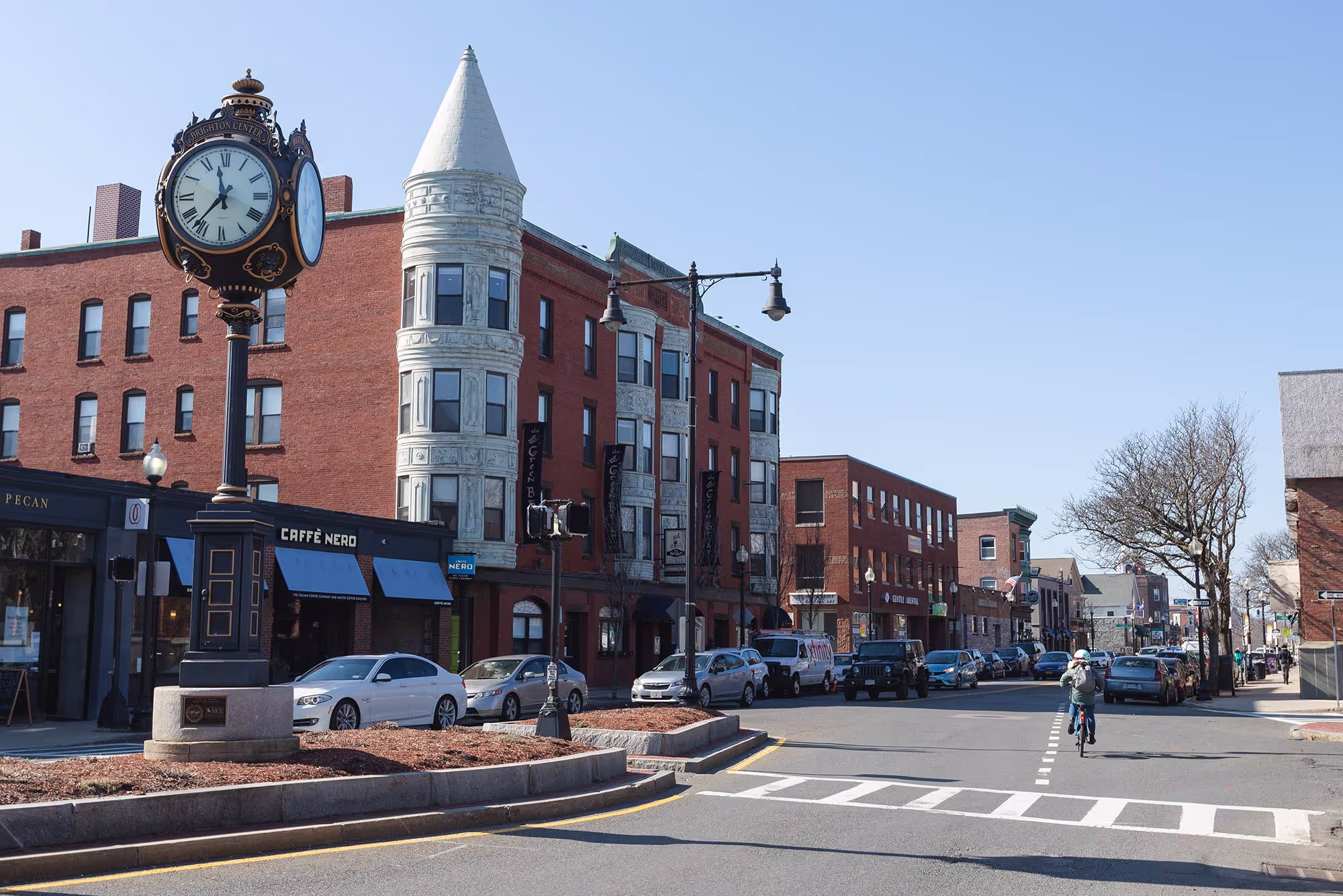 Moving to Newton MA: Best Neighborhoods and What to Expect